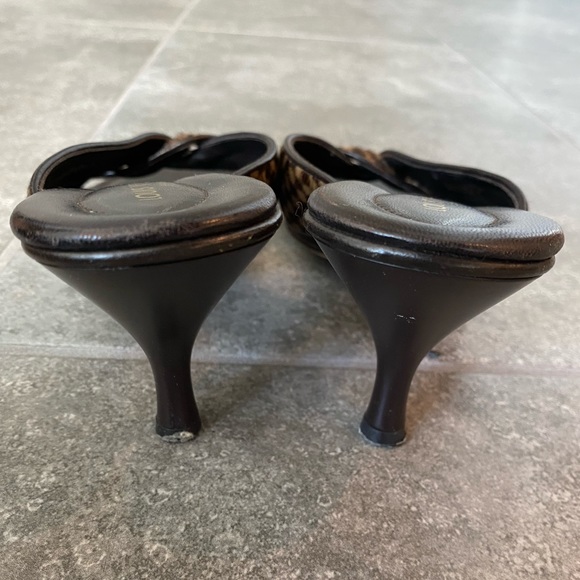 LOUIS VUITTON authentic 
Ponyhair Plaid Print heeled Slides preown - Picture 6 of 8